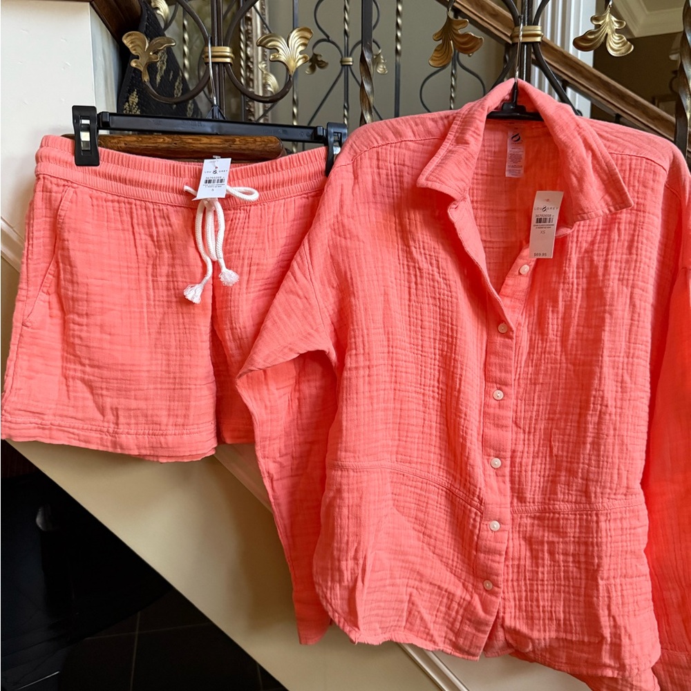 Lou&Grey NWT Short/long sleeve  Top set. Cotton. Coral. S shorts/ XS Top. Cute